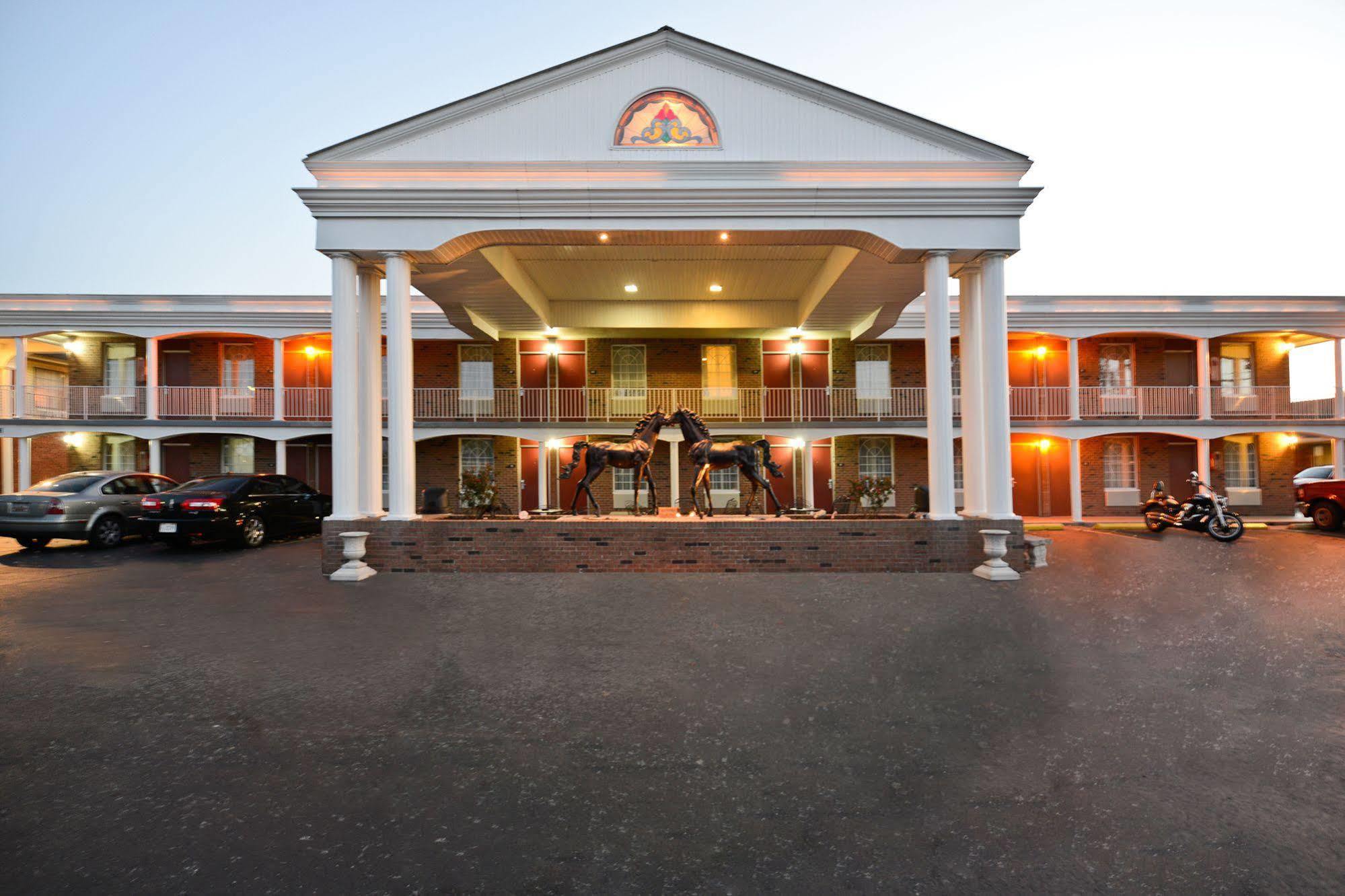 Surestay Hotel By Best Western Bardstown General Nelson Exterior foto